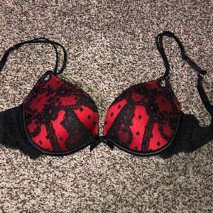 VS Gorgeous Plunge Bra Lace (Red/Black)